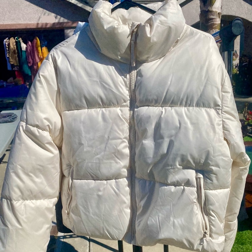Old Navy Cream Puffer Jacket with High Collar